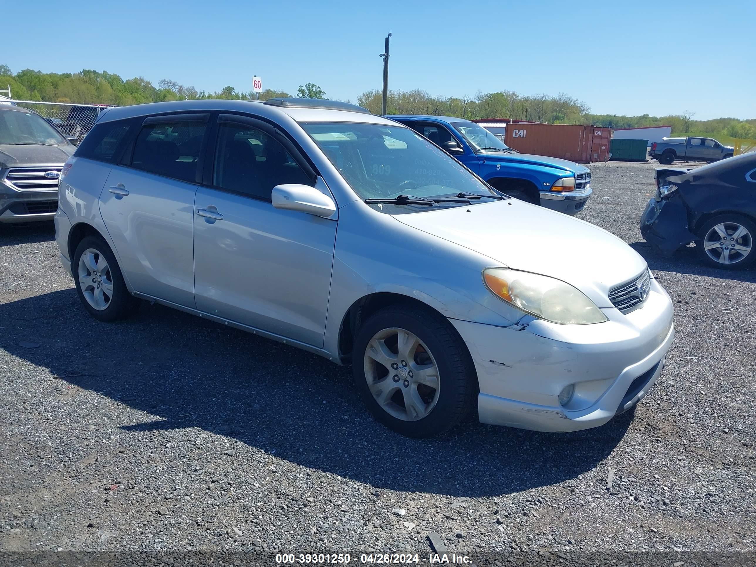 TOYOTA MATRIX 2005 2t1kr32e95c452891