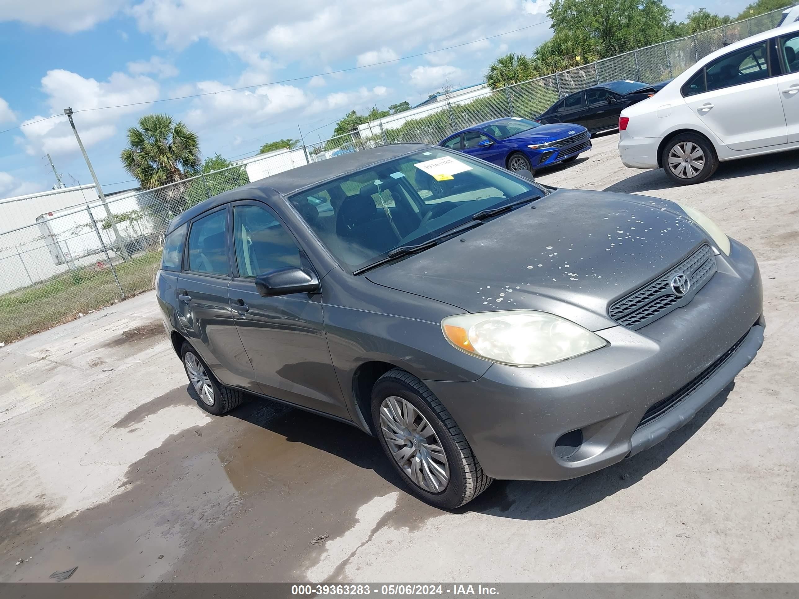 TOYOTA MATRIX 2005 2t1kr32ex5c394449