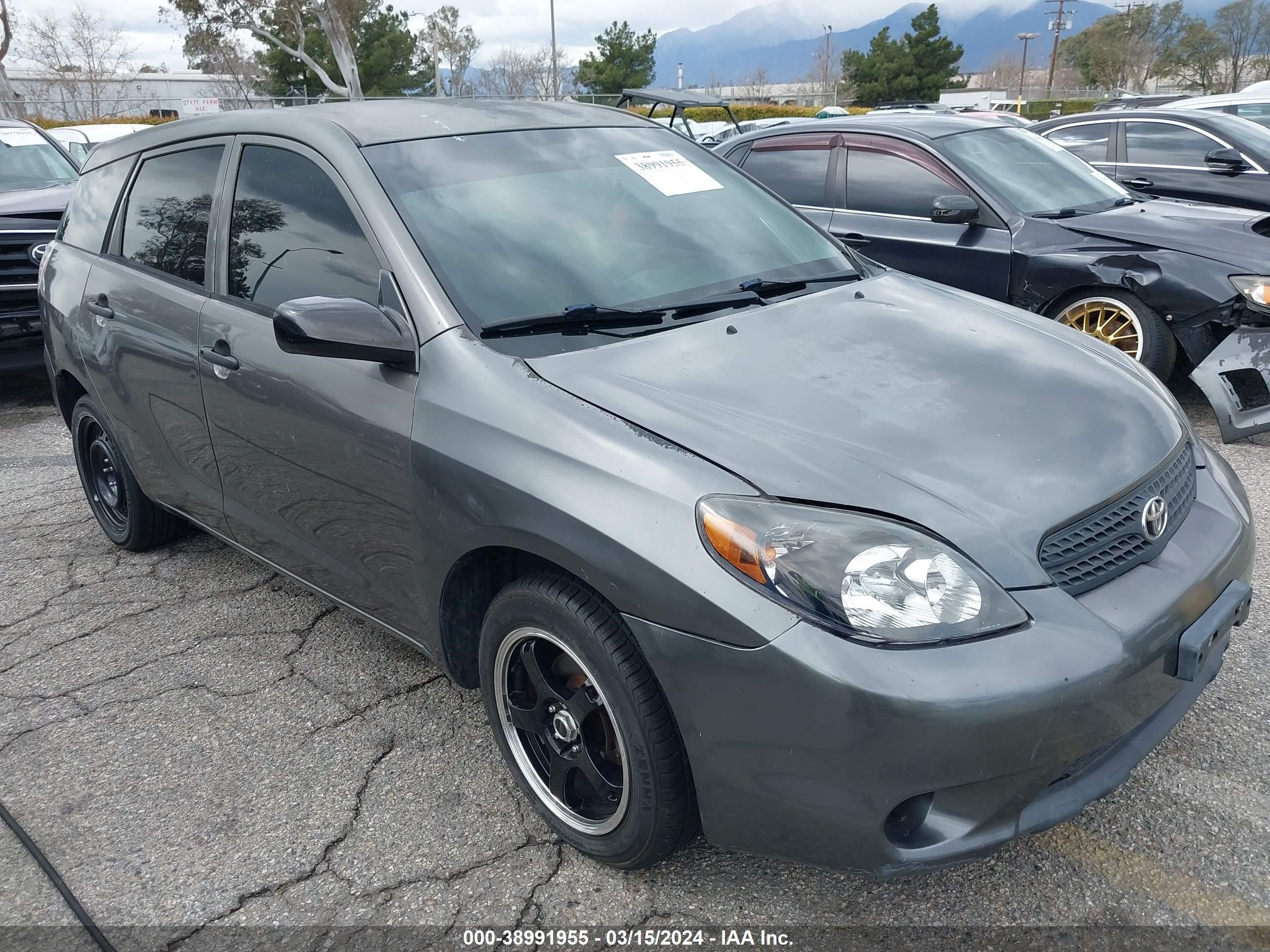 TOYOTA MATRIX 2006 2t1kr32ex6c554184