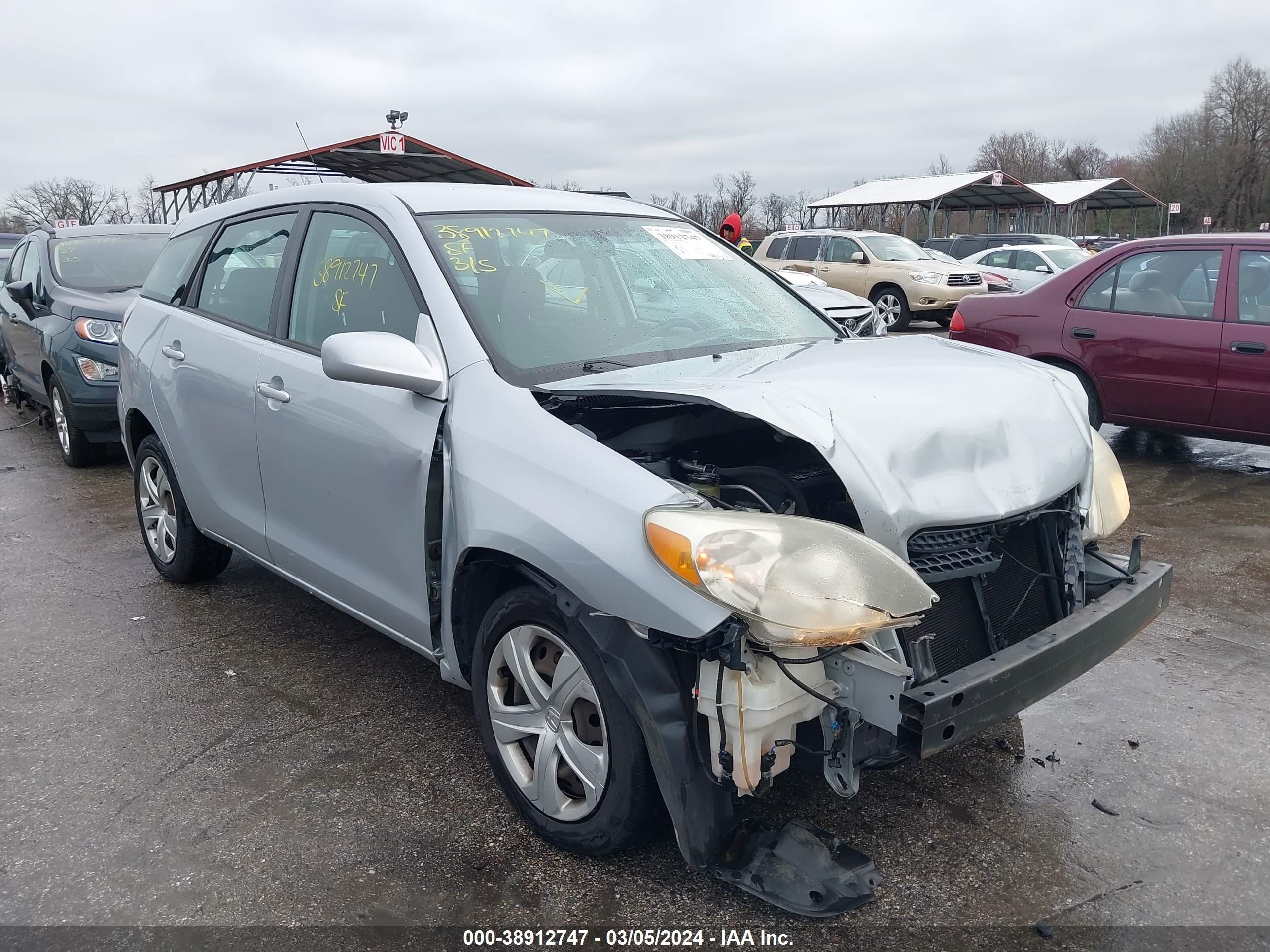 TOYOTA MATRIX 2006 2t1lr32e46c551527