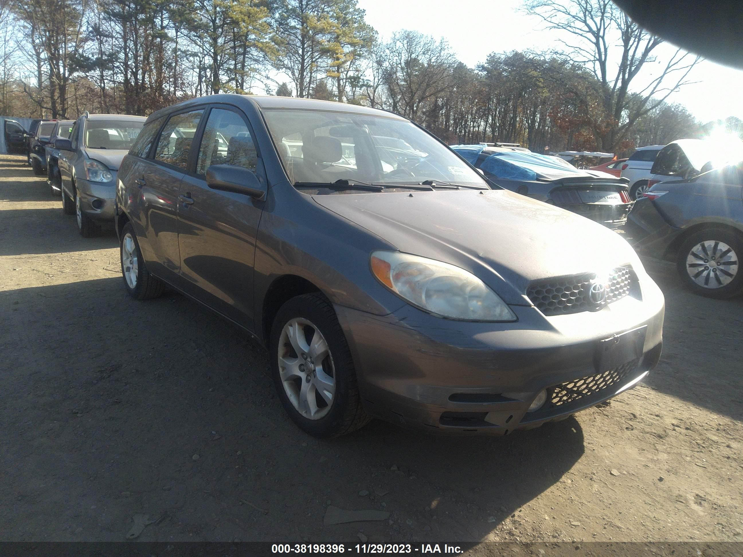 TOYOTA MATRIX 2004 2t1lr32e54c297646