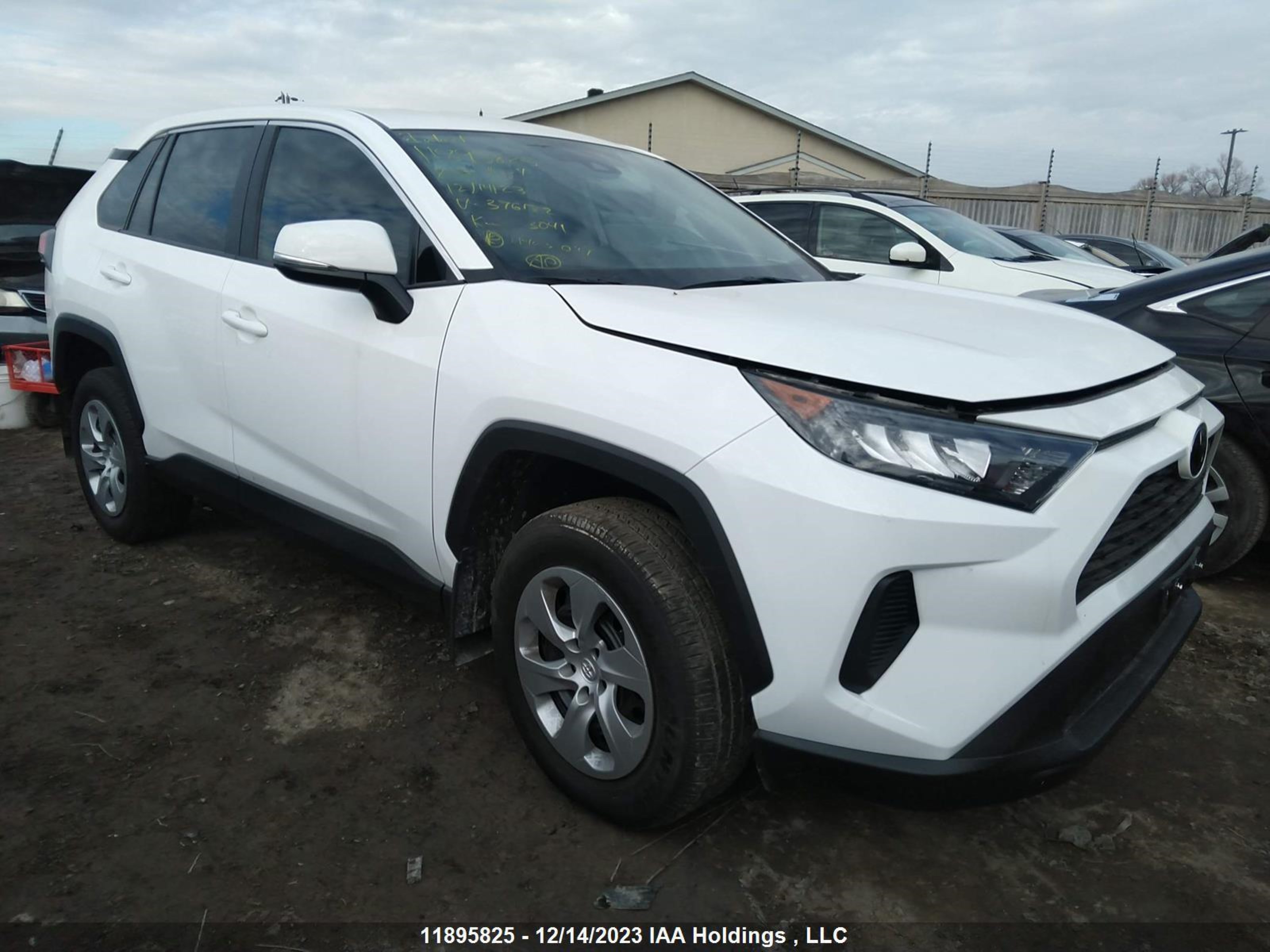 TOYOTA RAV 4 2023 2t3b1rfv3pc376132