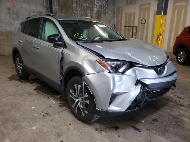 TOYOTA RAV4 LE 2017 2t3bfrev0hw562469