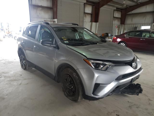 TOYOTA RAV4 LE 2017 2t3bfrev0hw573486