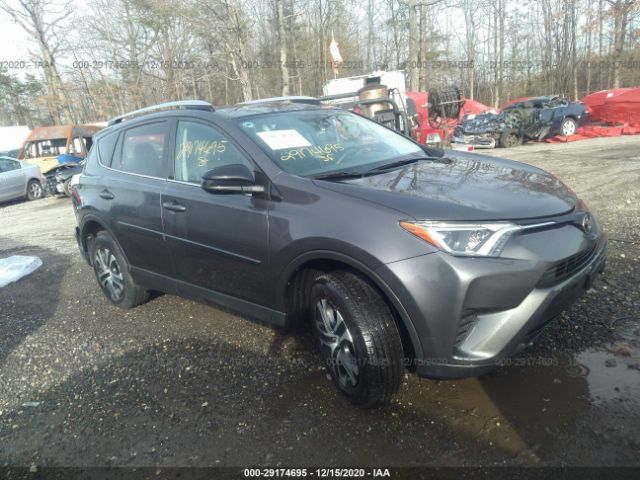 TOYOTA RAV4 2017 2t3bfrev0hw578221