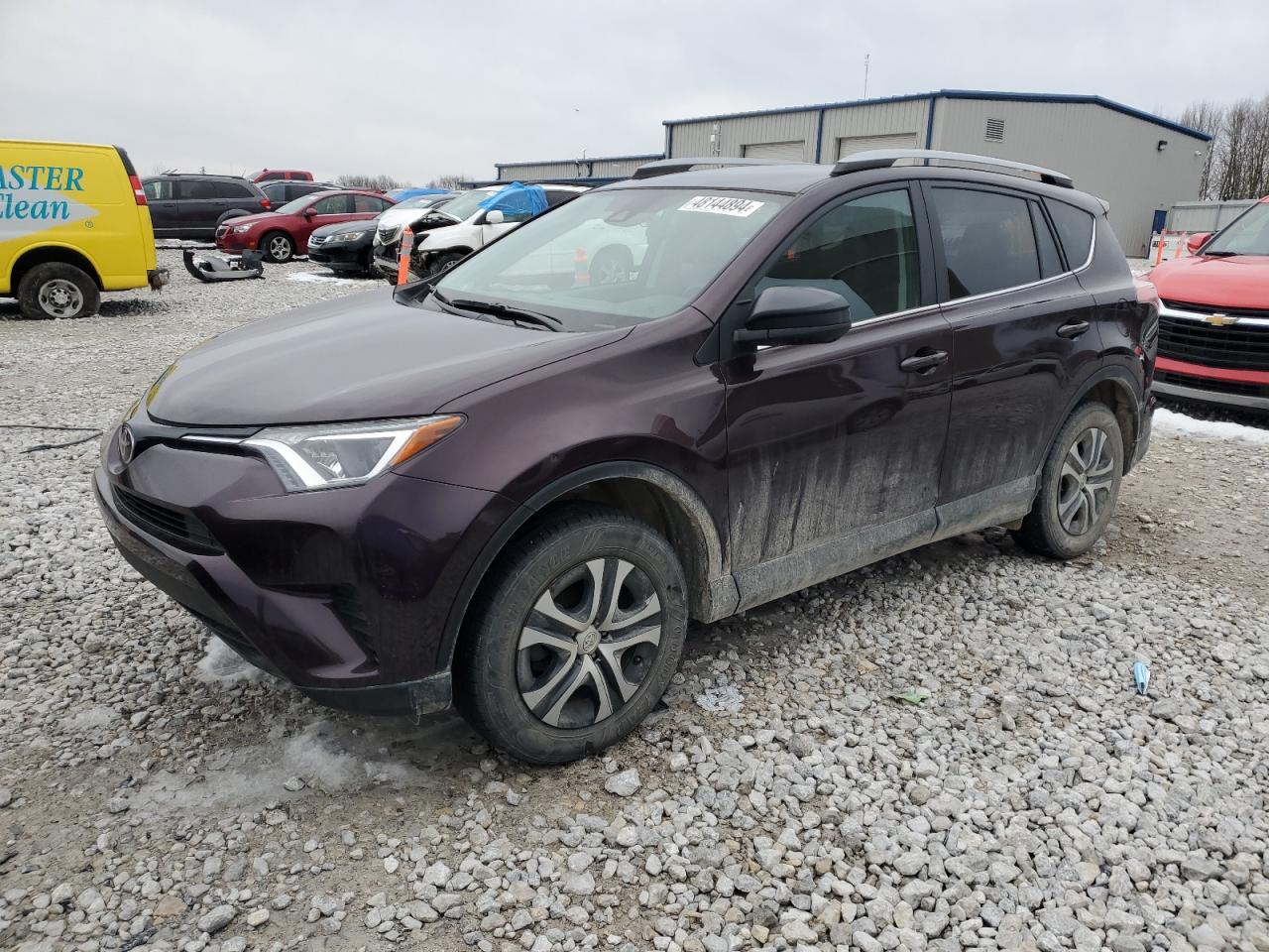 TOYOTA RAV 4 2017 2t3bfrev0hw590661