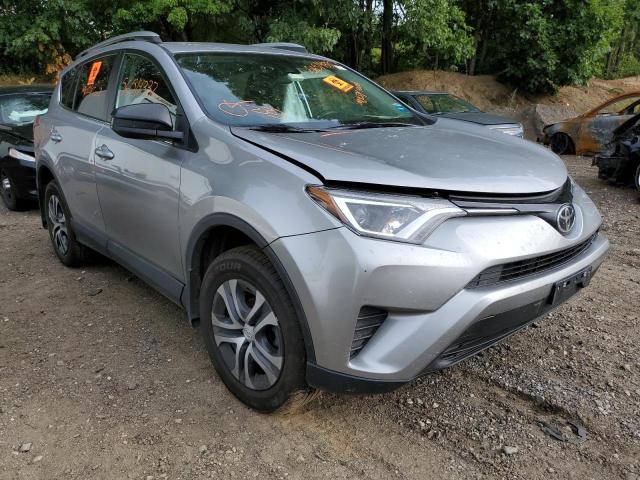 TOYOTA RAV4 XLE 2017 2t3bfrev0hw604655