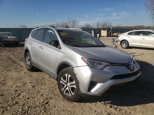 TOYOTA RAV4 LE 2017 2t3bfrev0hw619396