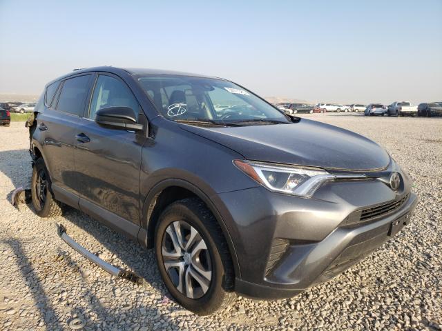 TOYOTA RAV4 LE 2017 2t3bfrev0hw680098