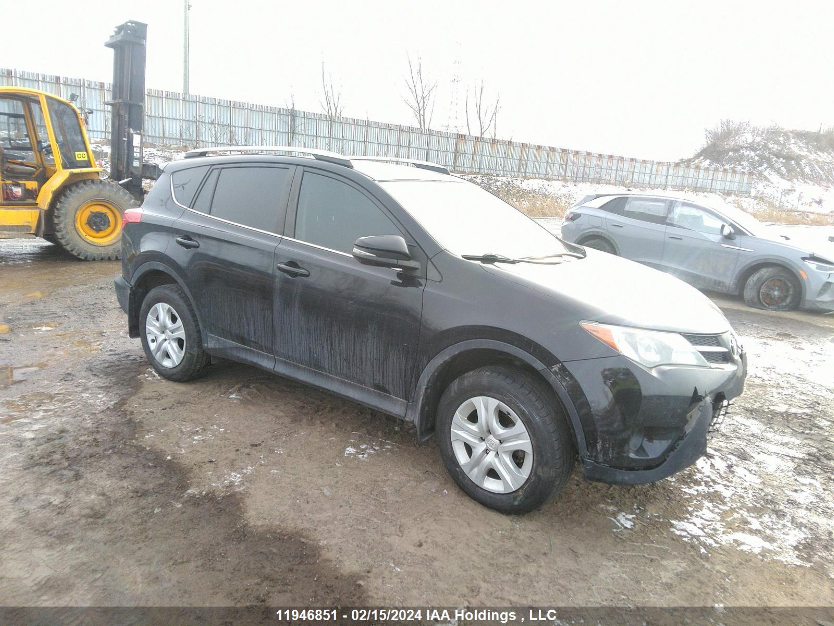 TOYOTA RAV 4 2015 2t3bfrev1fw323400