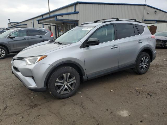 TOYOTA RAV4 LE 2017 2t3bfrev1hw554168