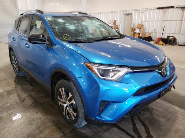 TOYOTA RAV4 LE 2017 2t3bfrev1hw610299