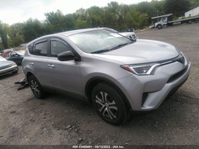 TOYOTA RAV4 2017 2t3bfrev2hw603359