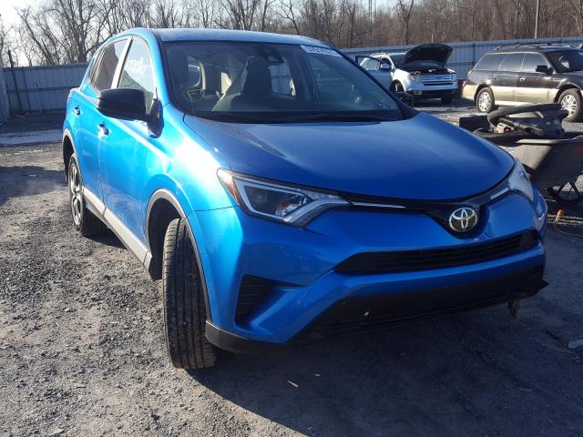 TOYOTA RAV4 LE 2017 2t3bfrev2hw688588