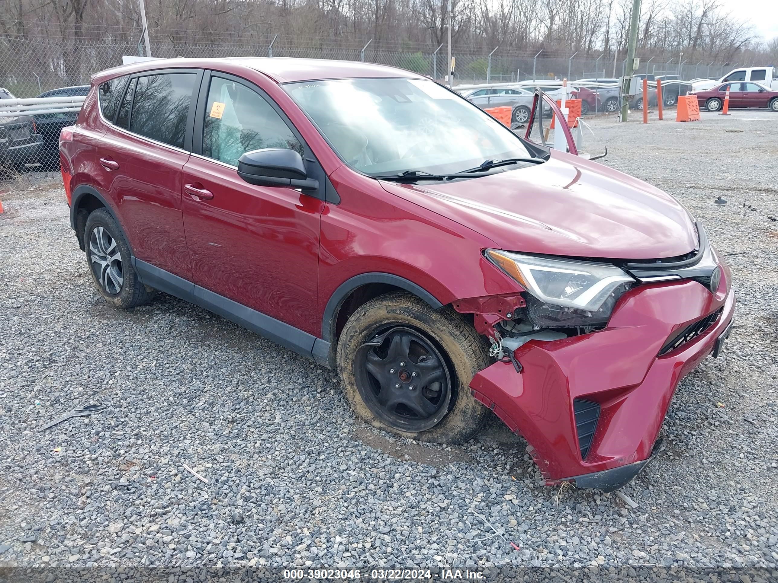 TOYOTA RAV 4 2018 2t3bfrev2jw729890