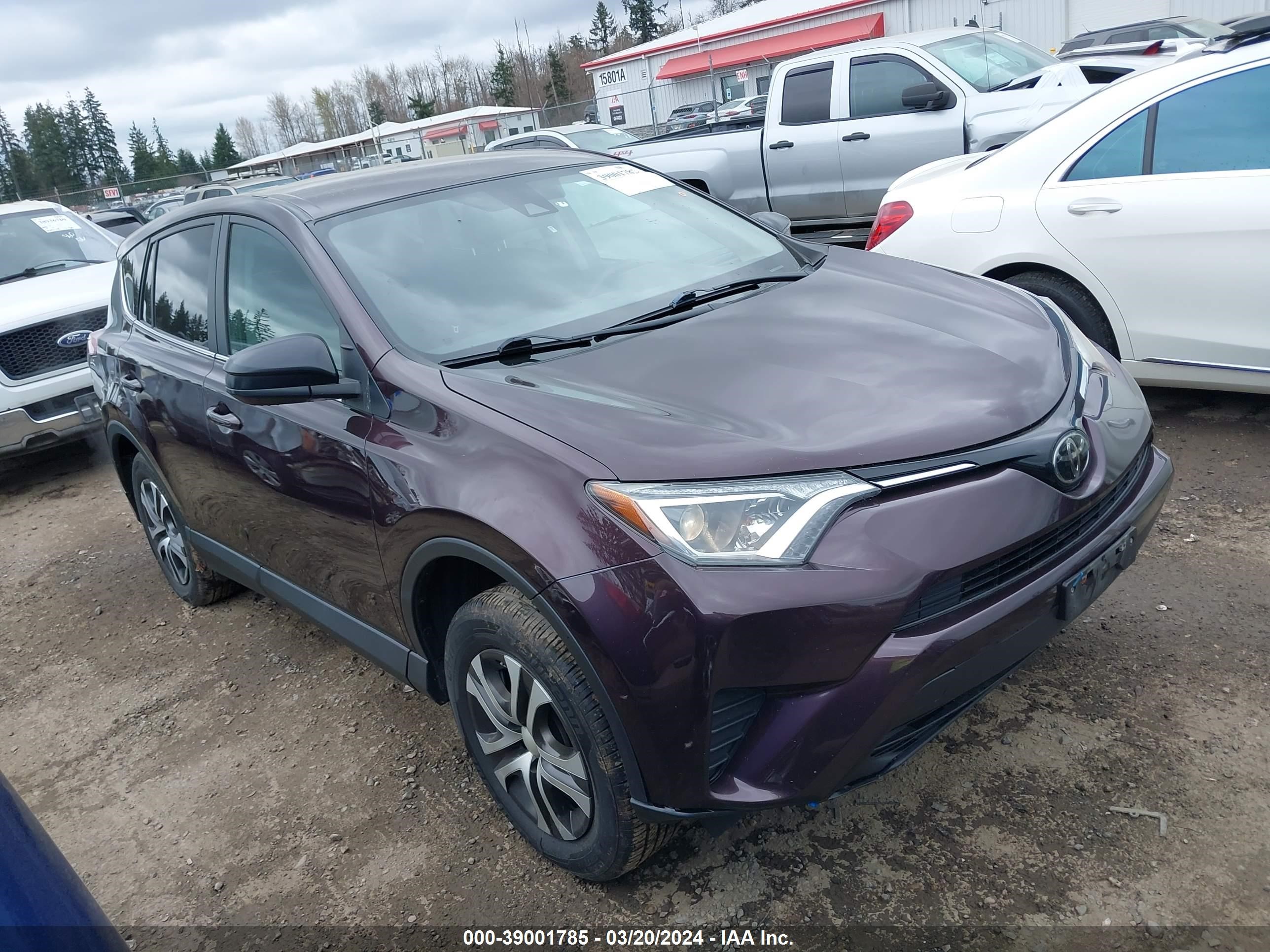 TOYOTA RAV 4 2018 2t3bfrev2jw781049