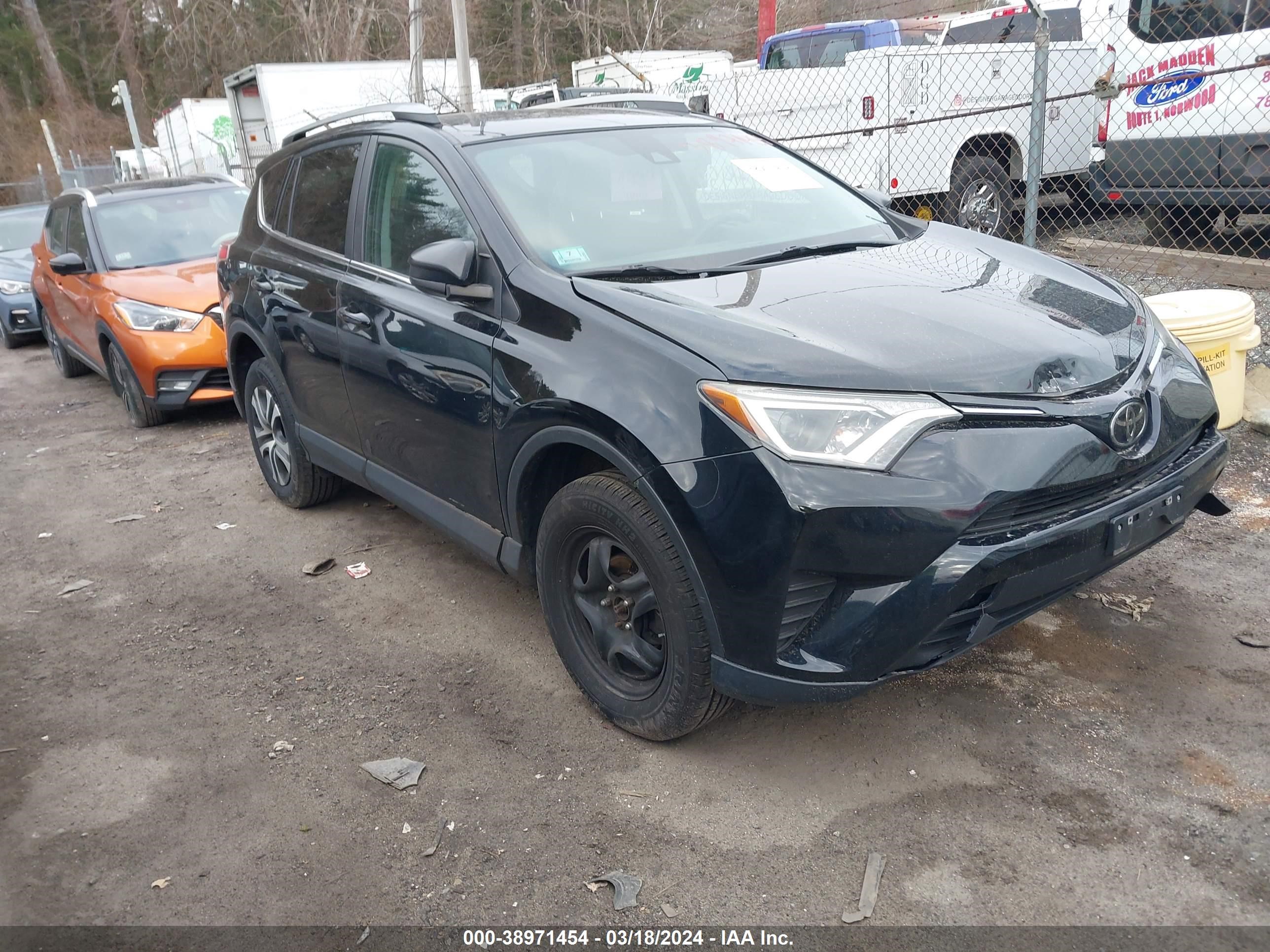 TOYOTA RAV 4 2018 2t3bfrev2jw781228