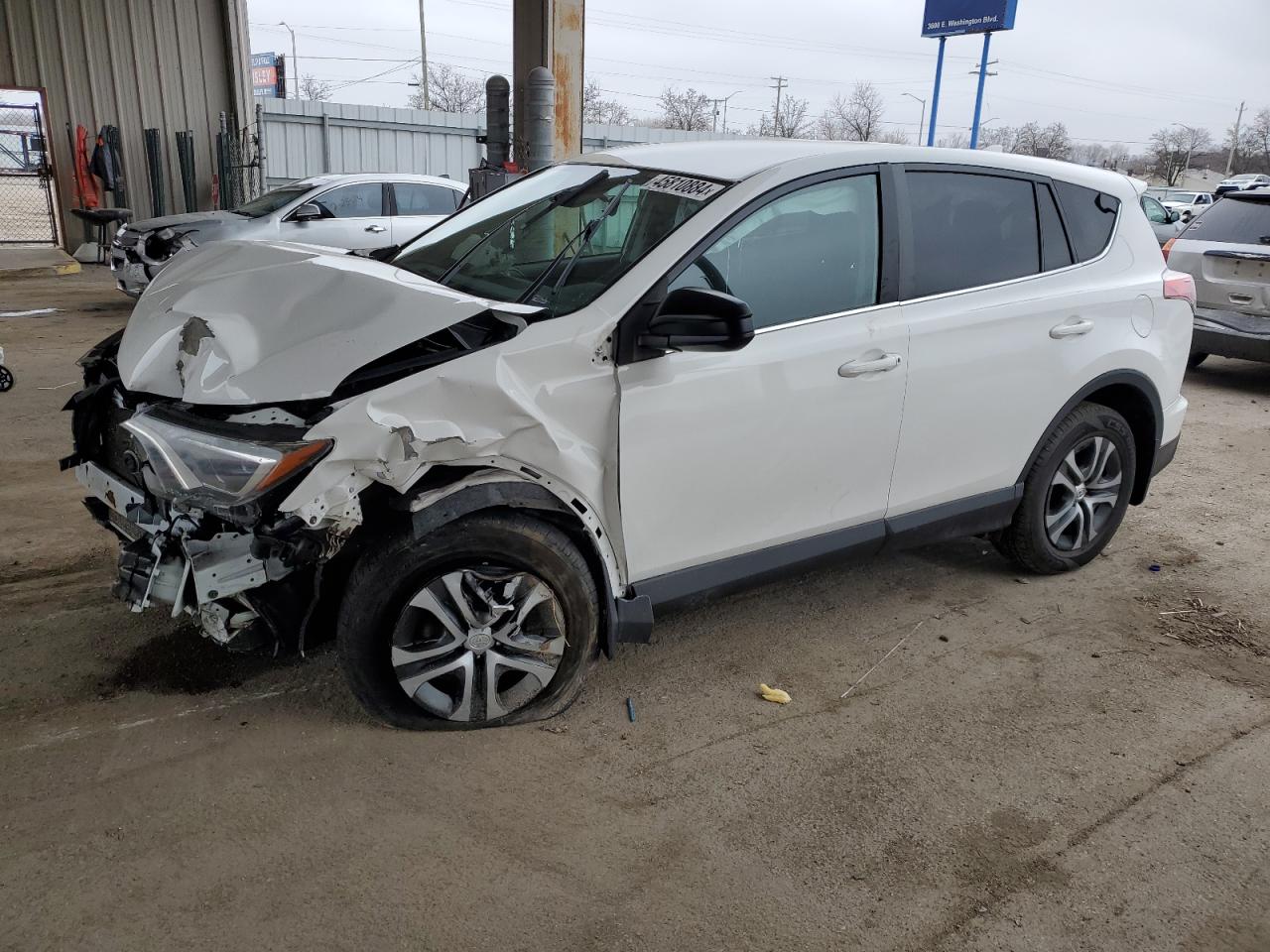 TOYOTA RAV 4 2018 2t3bfrev2jw830444