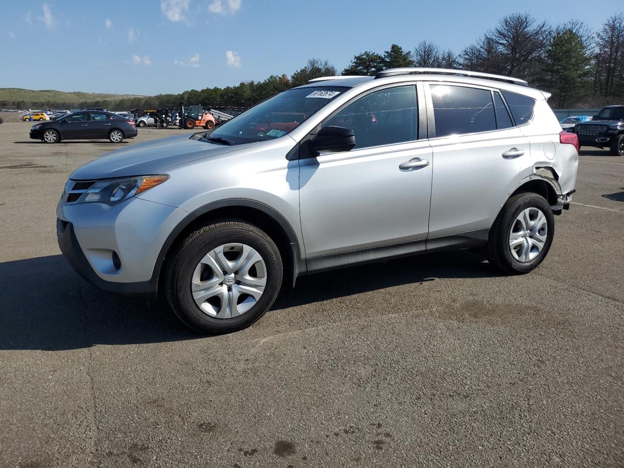 TOYOTA RAV 4 2015 2t3bfrev3fw293297