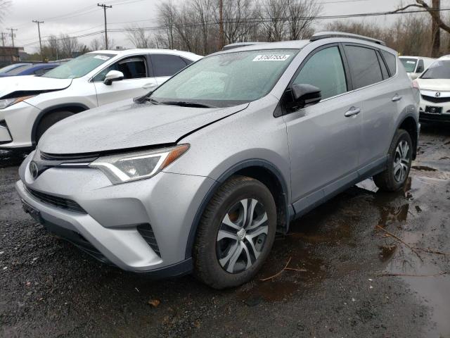 TOYOTA RAV4 LE 2017 2t3bfrev3hw604374