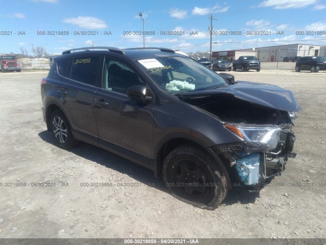 TOYOTA RAV4 2017 2t3bfrev3hw647502