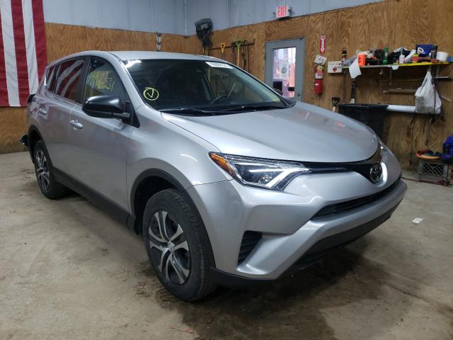 TOYOTA RAV4 LE 2018 2t3bfrev3jw843963