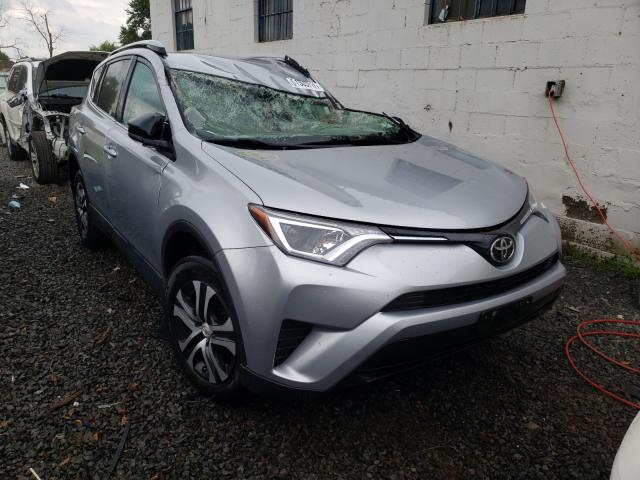 TOYOTA RAV4 LE 2017 2t3bfrev4hw607011