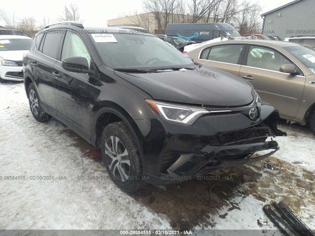 TOYOTA RAV4 2017 2t3bfrev4hw672201