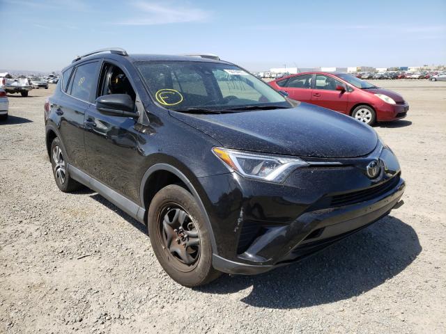 TOYOTA RAV4 LE 2018 2t3bfrev4jw715070