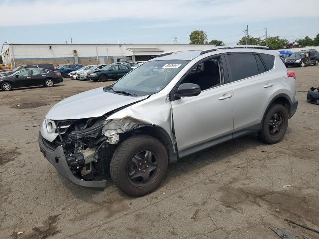 TOYOTA RAV4 LE 2015 2t3bfrev5fw325859