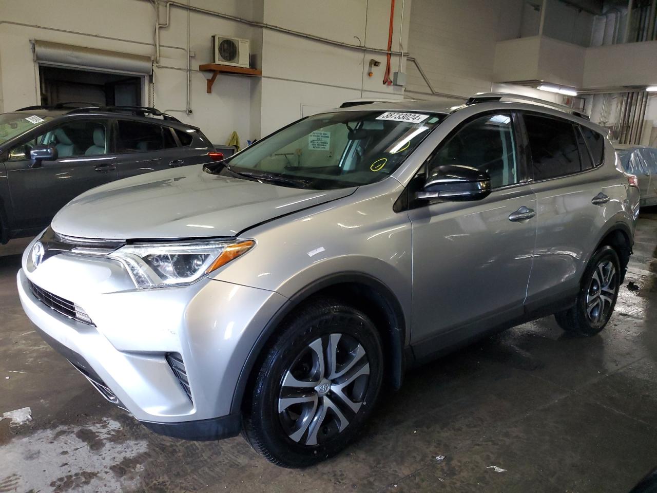 TOYOTA RAV 4 2016 2t3bfrev5gw481269