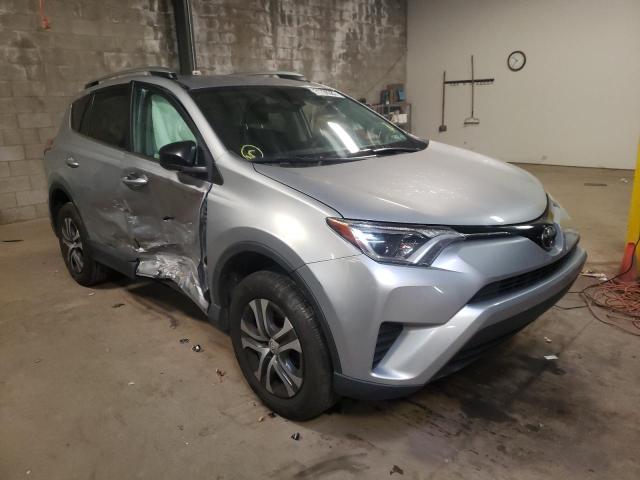 TOYOTA RAV4 LE 2017 2t3bfrev5hw591319