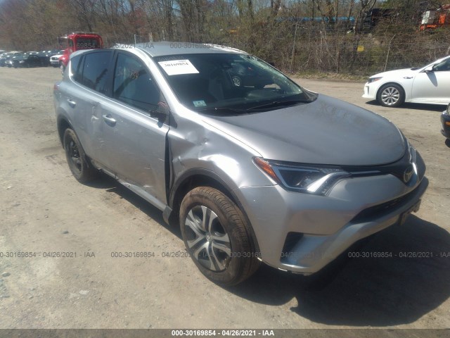 TOYOTA RAV4 2017 2t3bfrev5hw683885