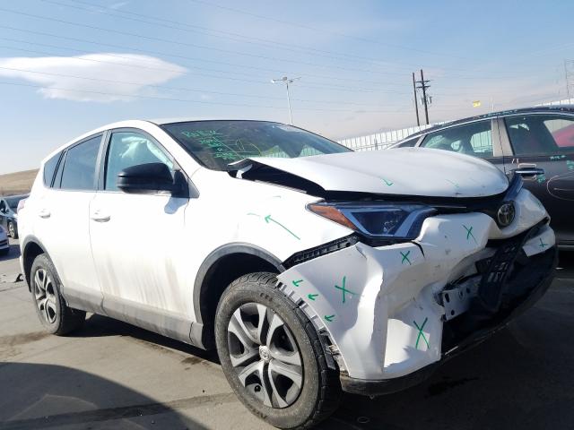 TOYOTA RAV4 LE 2018 2t3bfrev5jw777545