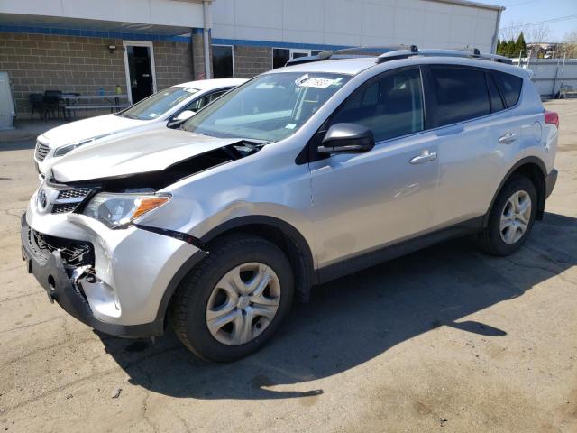 TOYOTA RAV4 LE 2015 2t3bfrev6fw355307