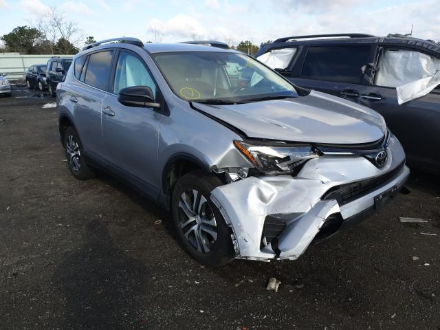 TOYOTA RAV4 LE 2017 2t3bfrev6hw577042