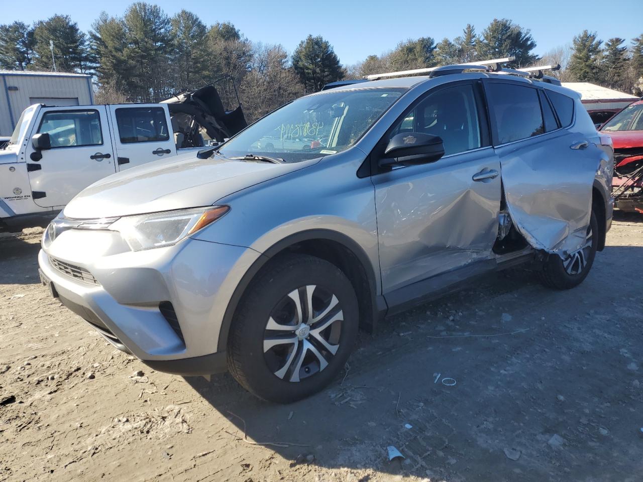 TOYOTA RAV 4 2017 2t3bfrev6hw649549