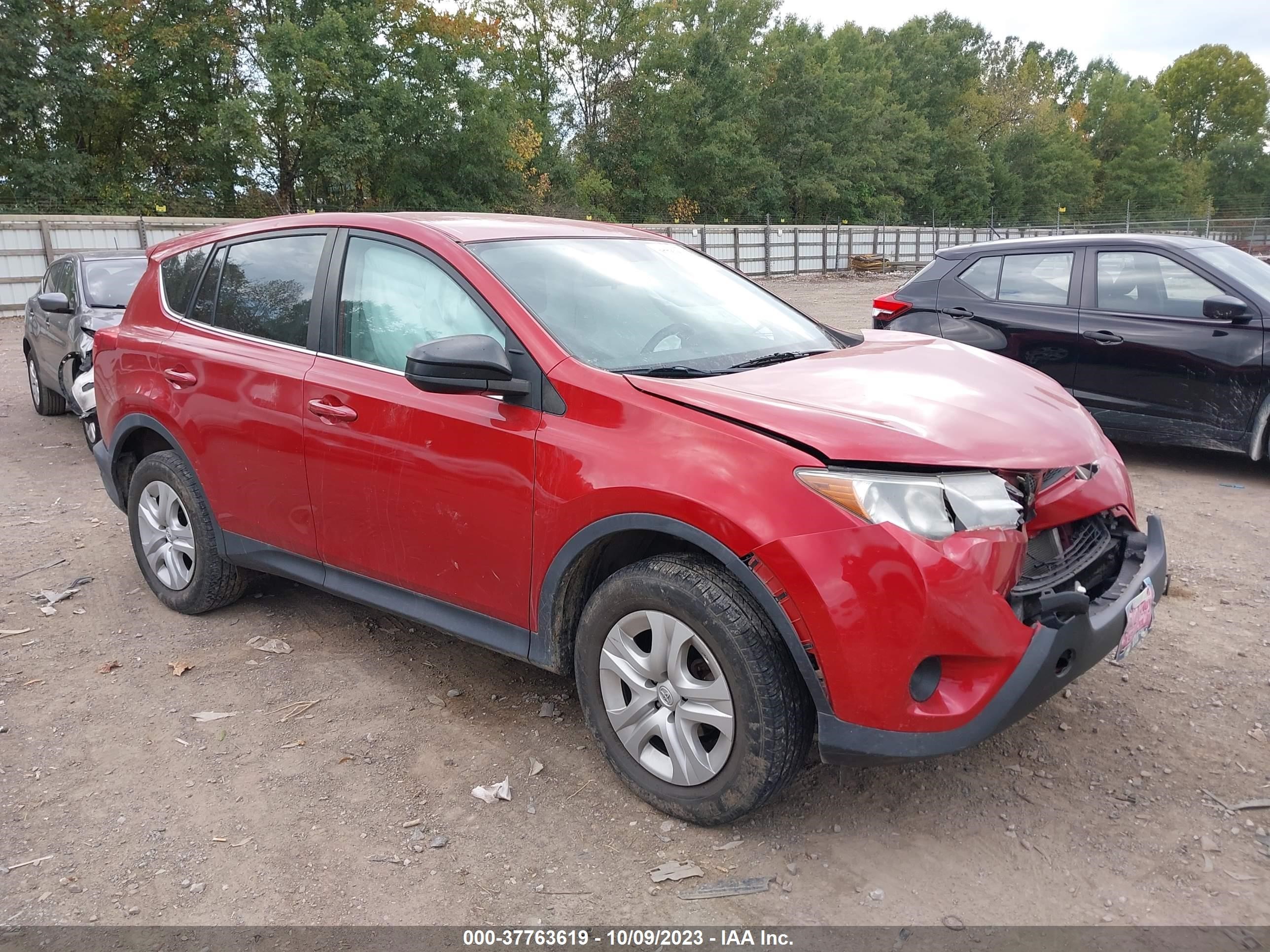 TOYOTA RAV 4 2015 2t3bfrev7fw317634