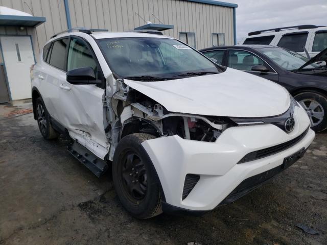 TOYOTA RAV4 LE 2017 2t3bfrev7hw554370