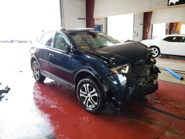 TOYOTA RAV4 LE 2017 2t3bfrev7hw580645