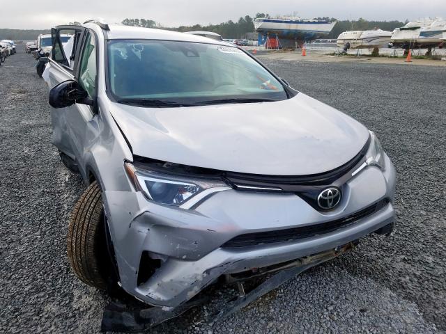 TOYOTA RAV4 LE 2017 2t3bfrev7hw617659