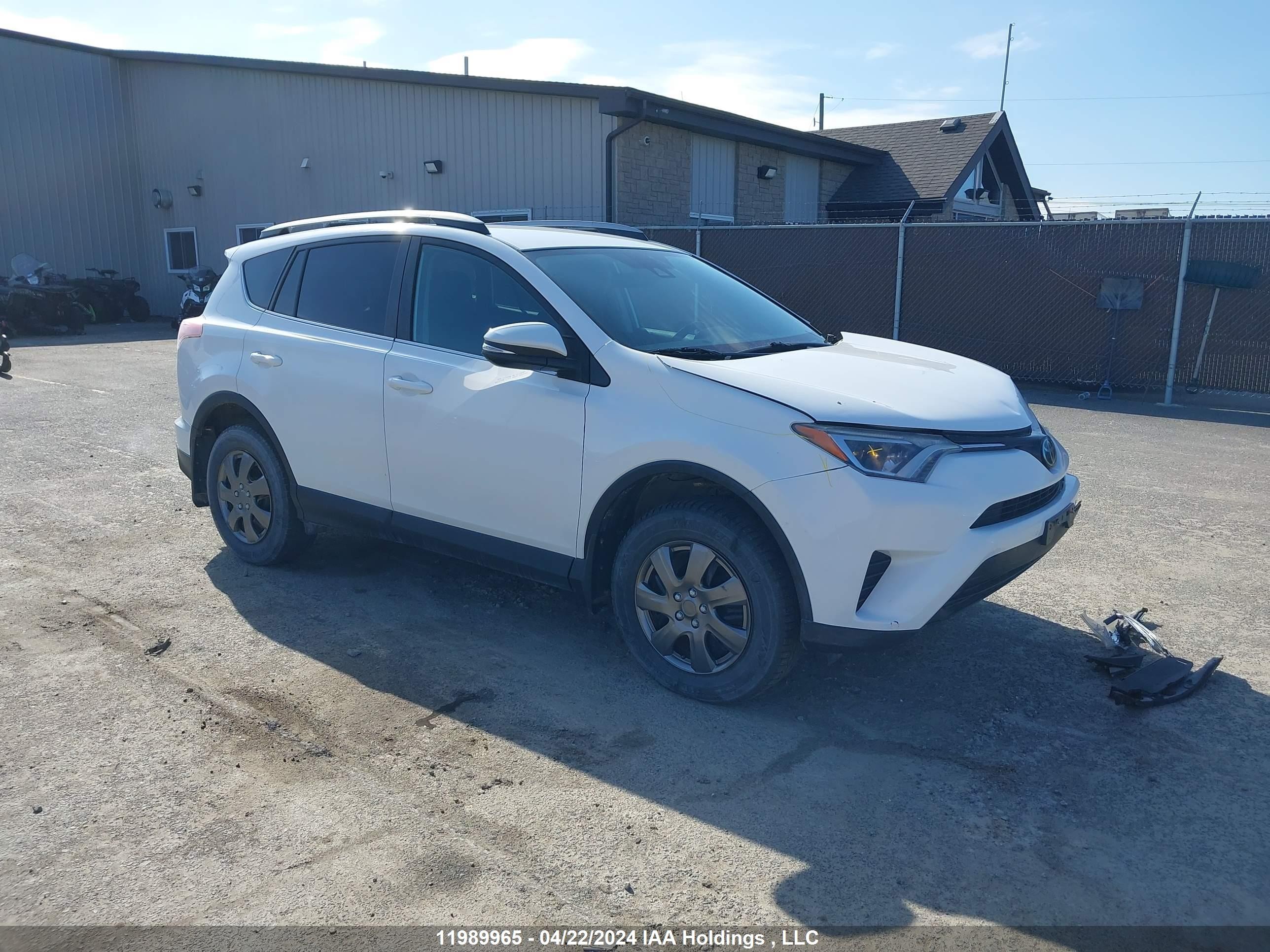 TOYOTA RAV 4 2017 2t3bfrev7hw627298