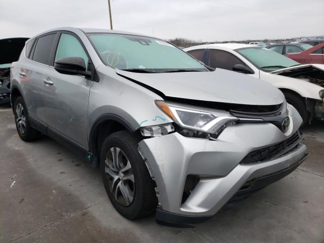 TOYOTA RAV4 LE 2017 2t3bfrev7hw632470