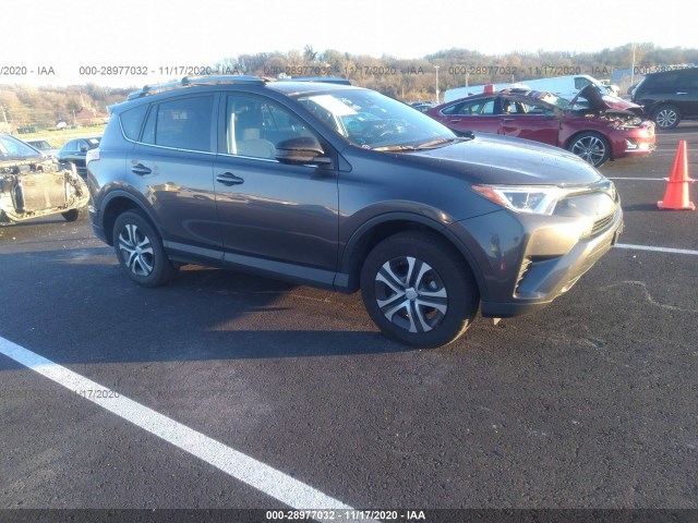 TOYOTA RAV4 2017 2t3bfrev7hw640259