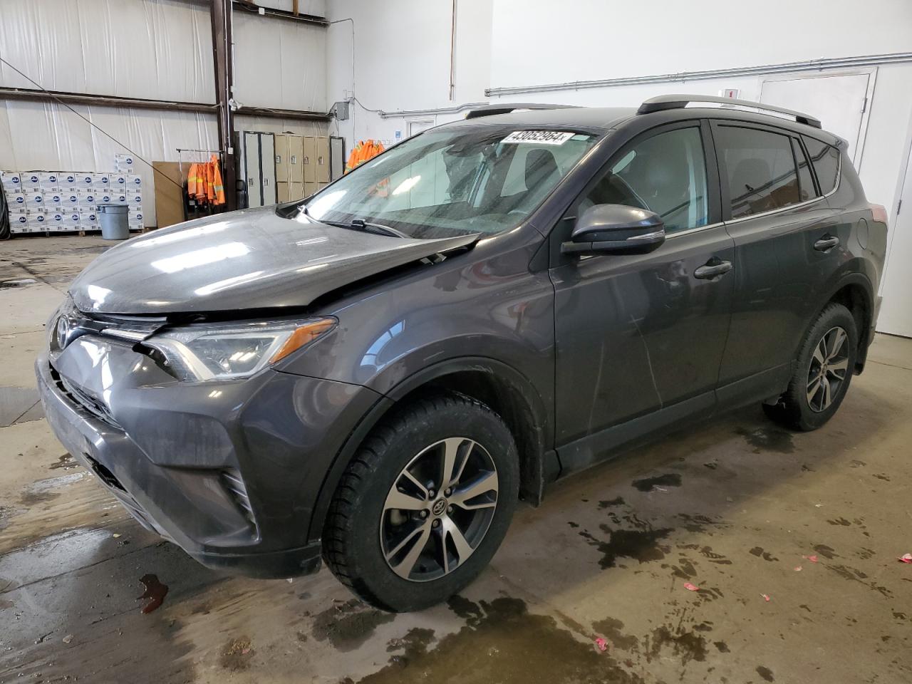 TOYOTA RAV 4 2018 2t3bfrev7jw815289