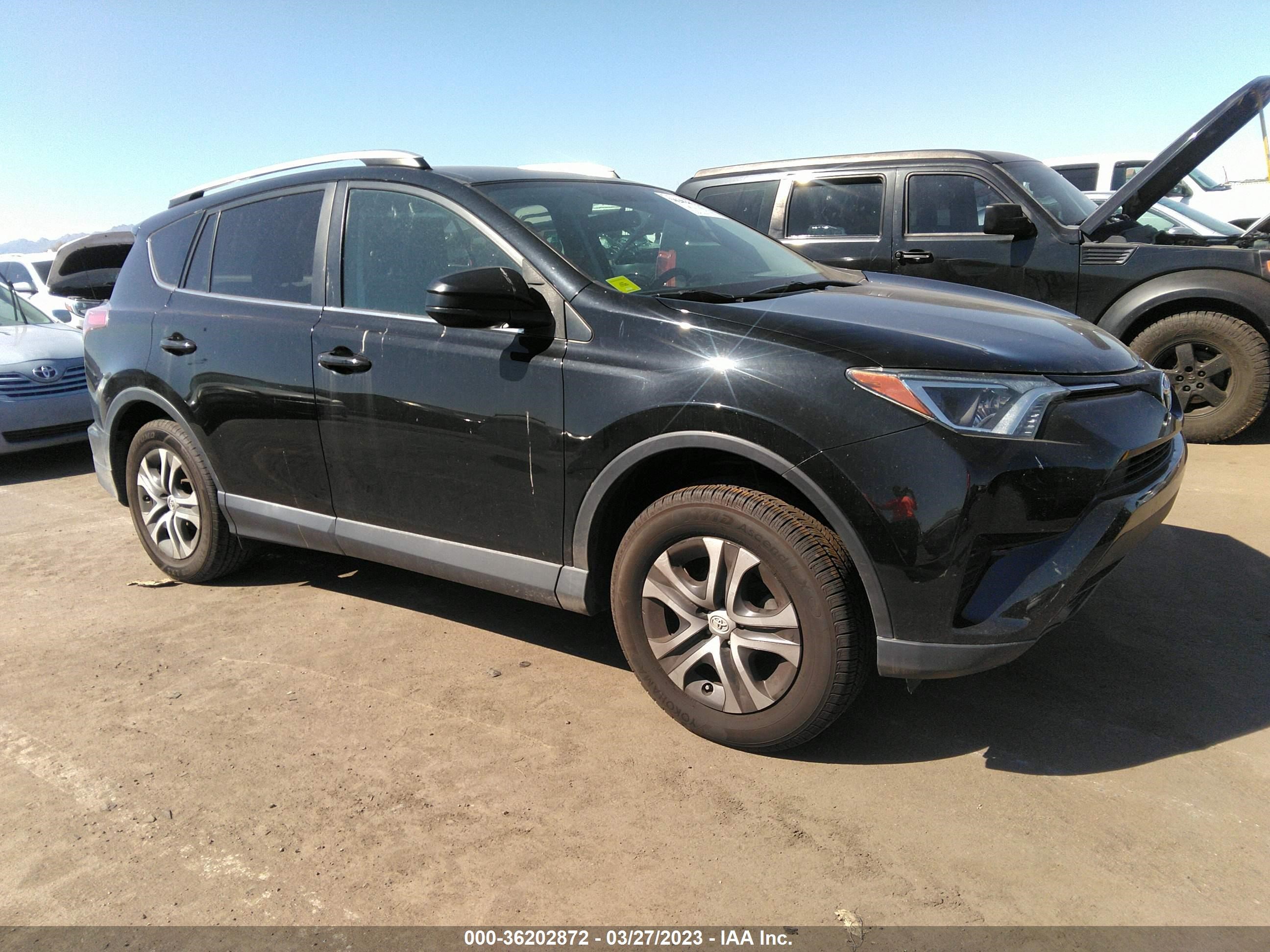 TOYOTA RAV 4 2016 2t3bfrev8gw502292