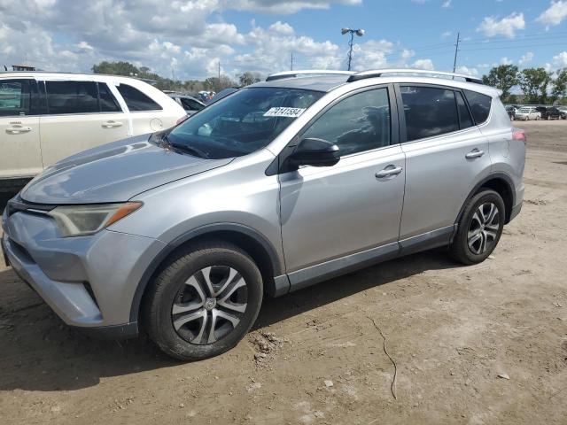 TOYOTA RAV4 LE 2017 2t3bfrev8hw550411