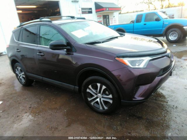 TOYOTA RAV4 2017 2t3bfrev9hw597379