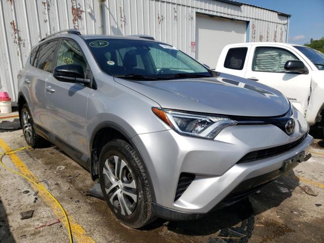 TOYOTA RAV4 LE 2017 2t3bfrev9hw660772