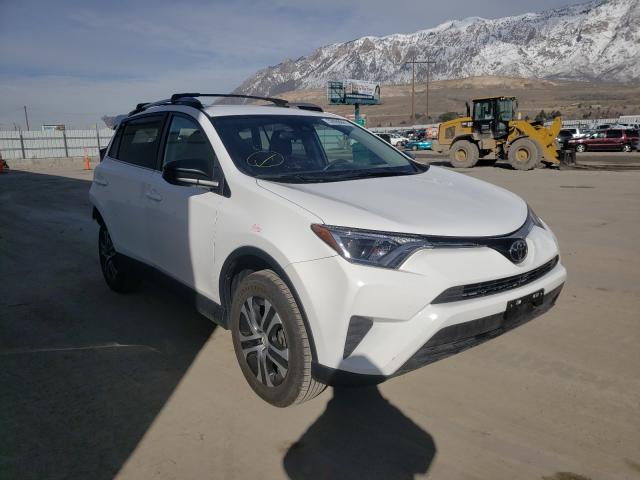 TOYOTA RAV4 LE 2018 2t3bfrev9jw748498